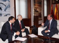 La Comunidad y la FREMM colaboran para facilitar la tramitación digital de documentos