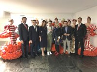 El joven gaditano José Raposo gana el Certamen de Diseñadores Noveles de Moda Flamenca