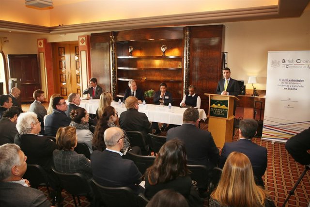 Bernal en foro brexit con simon manley marbella