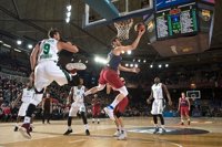 Claver sufre una lumbalgia y es duda para jugar el domingo contra el Bilbao