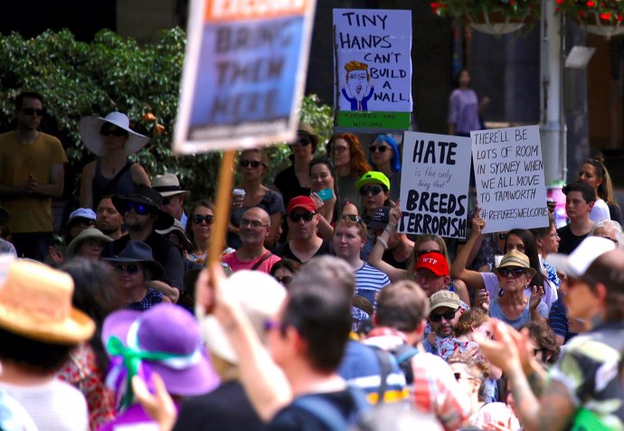 Protestas en Australia contra política migratoria Trump