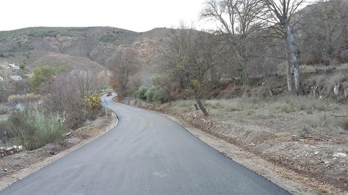 La Diputación ha desarrollado un Plan Especial de Pavimentaciones en dos vías.