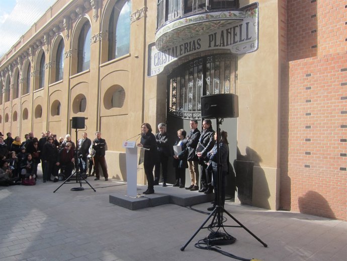 Ada Colau inaugura l'equipament municipal Cris