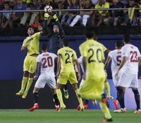 Sevilla y Villarreal pugnan por ascender en la tabla en el Sánchez-Pizjuán