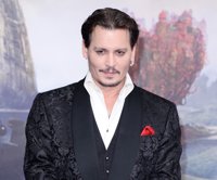 ¿Cuánto dinero se gasta al mes Johnny Depp?