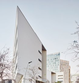 Edificio del PMHB finalista de los premios Mies van der Rohe 2017
