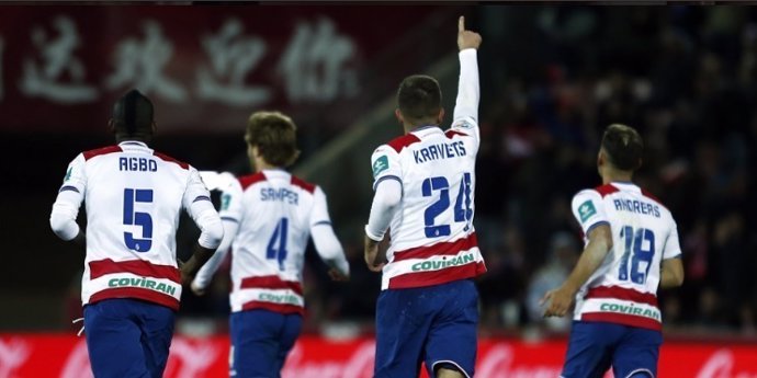 Granada empata con Osasuna