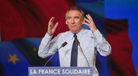 Bayrou reclama a Fillon que se retire de la campaña a la Presidencia y recalca que "no tiene otra opción"