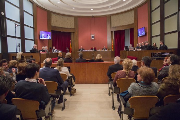 Vista de la sala del TJSC donde se juzga a A.Mas por la consulta del 9N