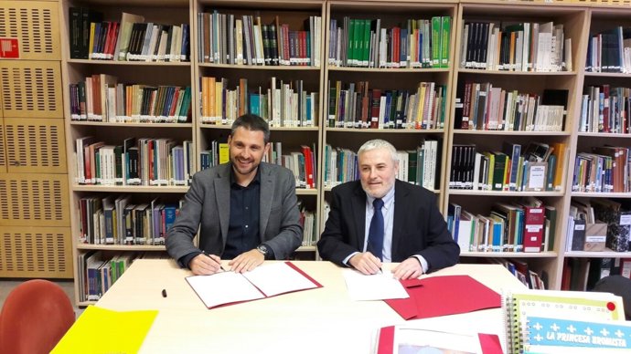 L'Once i el Govern promouran l'accés a la cultura les persones cegues