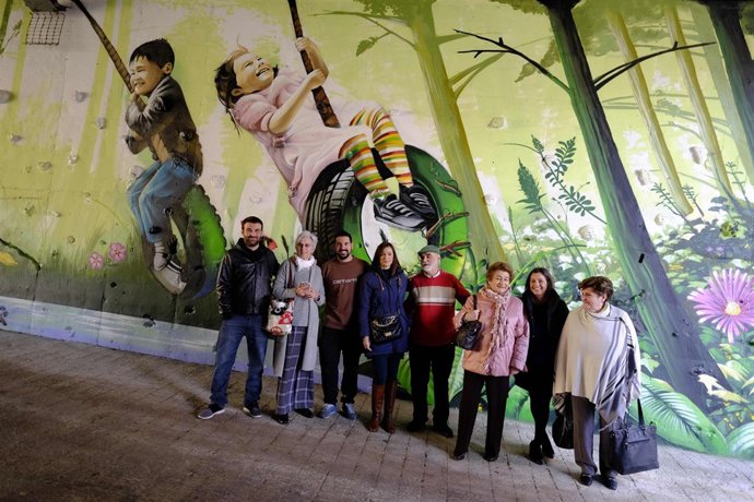 Grafiti de Málaga más bella en el túnel de acceso al Asilo de Los Ángeles 