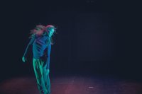 La artista canaria Paula Quintana muestra su obra 'Latente' en la SIT