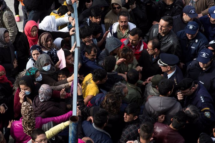 Refugiados e inmigrantes protestan en Atenas