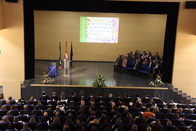 Nota Prensa Educación: El Plan De Las Lenguas Ampliará Hasta Al Menos 1.500 Los 