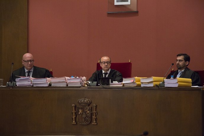 El pte del TJSC J.Barrientos en el judici a A.Mas per la consulta del 9N