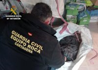 La Guardia Civil detiene a un individuo por sustraer 3 km de cableado eléctrico de una urbanización de Corvera
