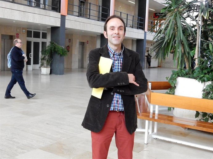 Paulino César Pardo, nuevo defensor de la comunidad universitaria.