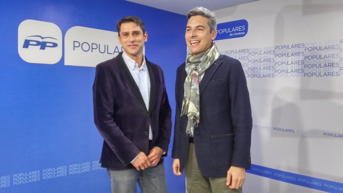 Pedro López y Andrés Lorite en la sede del PP