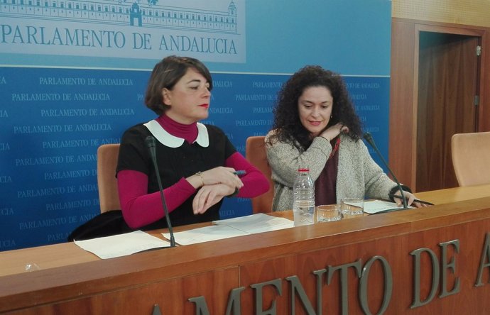 Elena Cortés e Inmaculada Nieto en rueda de prensa