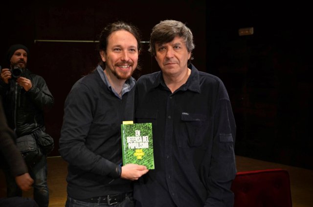Pablo Iglesias y Carlos Fernández Liria 