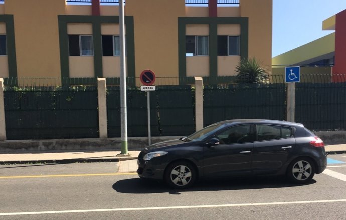 El vehículo de José Manuel Soria tras prestar declaración en la Audiencia de Las