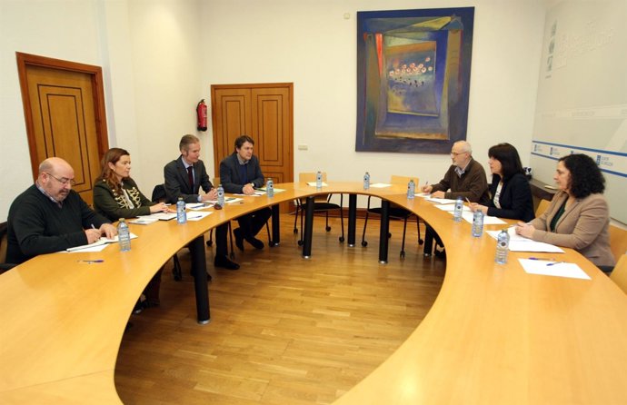 Ángeles Vázquez se reúne con la Inlac en Santiago