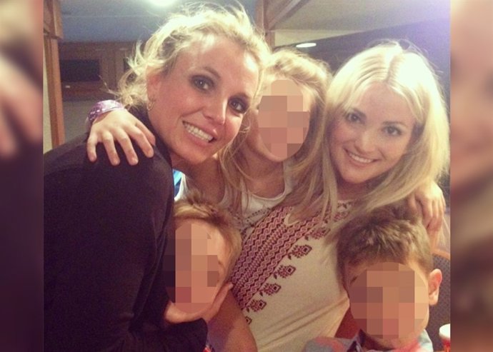 Britney Spears y Jamie Lynn Spears/ Cordon Press Twitter