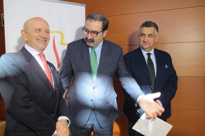  Consejero De Sanidad                              