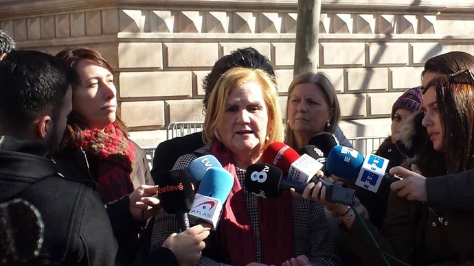 Núria de Gispert, Demòcrates