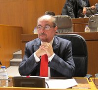 Gimeno no negociará el Presupuesto y el Gobierno aprobará ya una Orden para tramitar obras