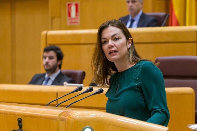  La Senadora De Nueva Canarias, María José López Santana. 