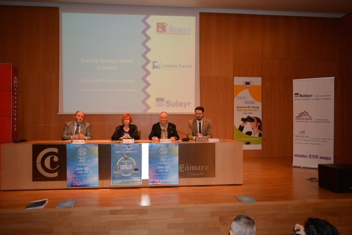 Presentación de ayudas europeas para emprendedores granadinos