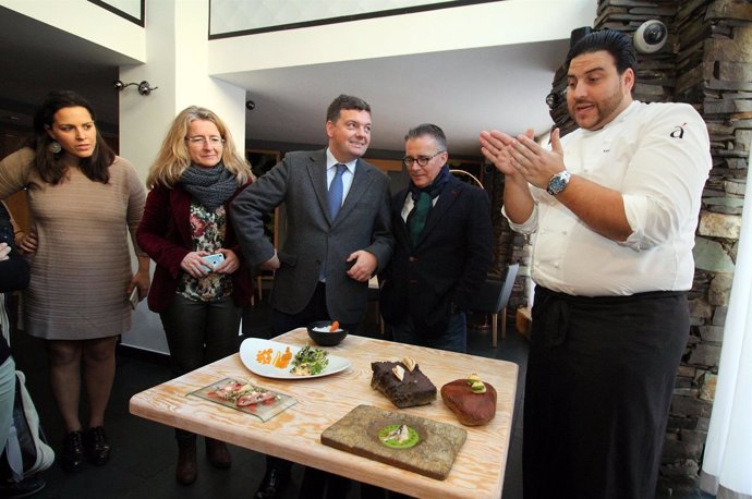 Presentación del evento 'Ahora Capital' en el restaurante Acánthum. 