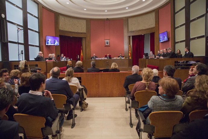 Vista de la sala del juicio a A.Mas por la consulta del 9N 