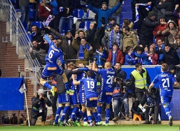 El Deportivo Alavés arriba a la final de Copa