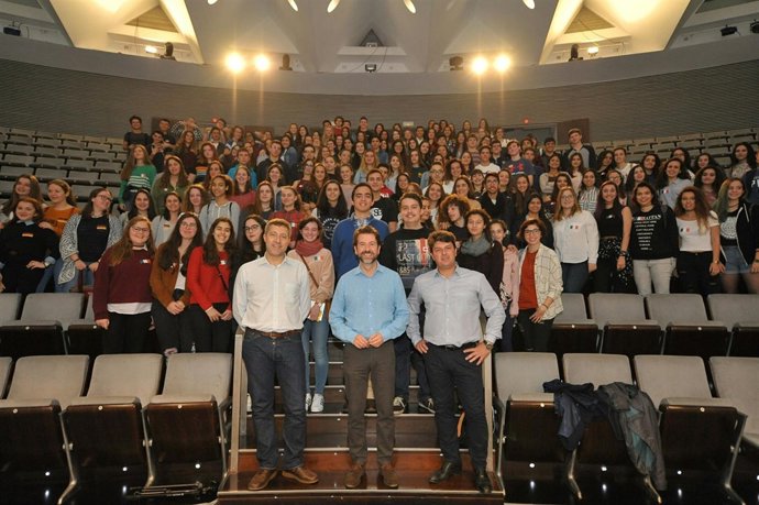 Nota De Prensa Y Fotografía: Consejo De Gobierno Acuerdos