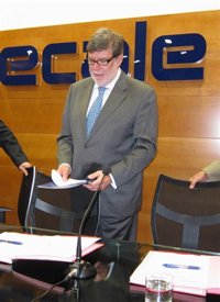 Cecale duda de que la inversión en Garoña sea rentable y garantía total de seguridad
