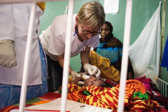 Un médico de Médicos sin Fronteras ante un caso de hepatits E en Chad