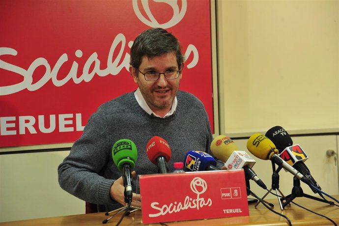Ignacio Urquizu (PSOE), en rueda de prensa en Teruel