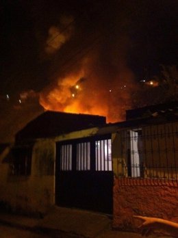 Tres menores de edad fallecieron anoche en un incendio que se produjo en el barr