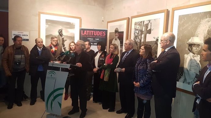 Inauguración de exposiciones de Latitudes en el Museo de Huelva.