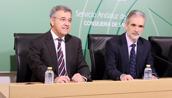 José María García URbano, (Estepona) y consejero de Salud 