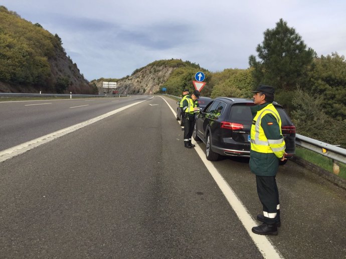 Interceotado un coductor en la A-52 a 206 km/h en provincia Ourense