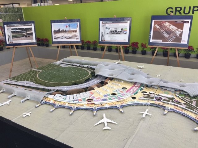 Maqueta del Aeropuerto Internacional de México