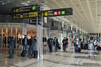 Aena licita la renovación de la oferta de restauración del Aeropuerto de Barcelona