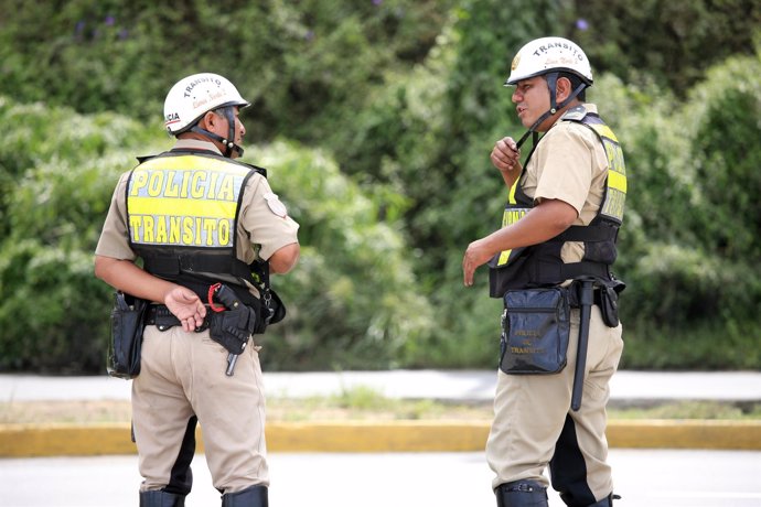 Policía Perú