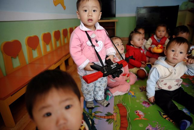 Niños en una guardería en Corea del Norte