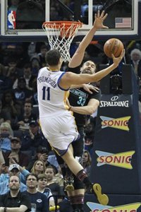 Marc Gasol no puede con un imperial Thompson y Juancho se impone a Willy en el duelo de los Hernangómez