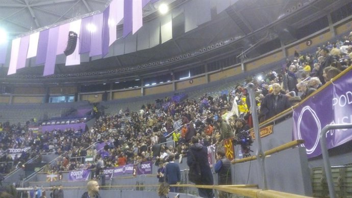 Gradas de la asamblea de Vistalegre II de Podemos