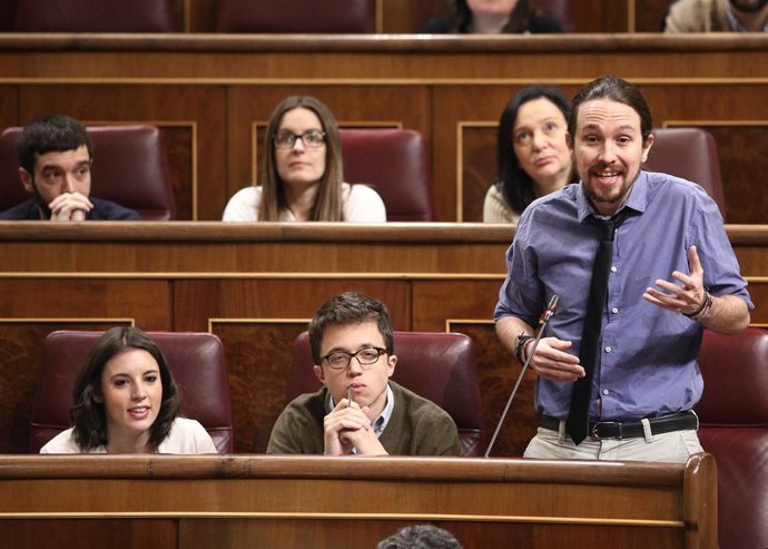 Los estilismos de Vistalegre a examen./ Europa Press